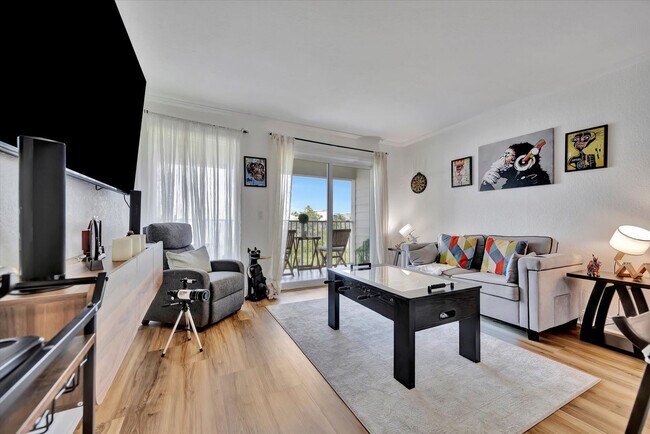 Foto del edificio - 2506 N Rocky Point Dr