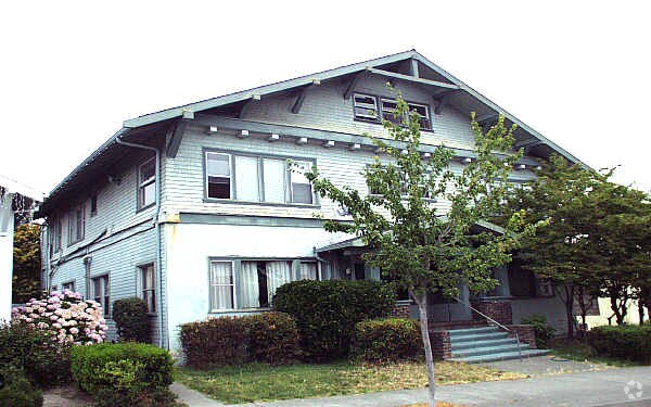 Building Photo - 312 Washington St