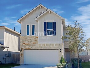 Building Photo - 2732 Geronimo Creek