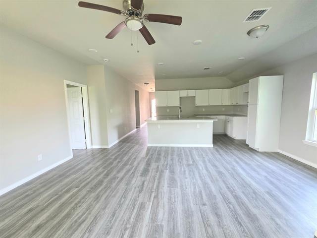 Building Photo - 1024 Springview Ln