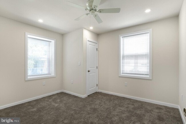 Building Photo - 1300 Bigler St