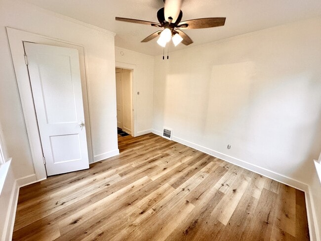 Foto del edificio - 347 W Vanmeter St
