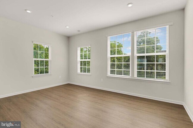 Foto del edificio - 4113 -B Chickadee Ct