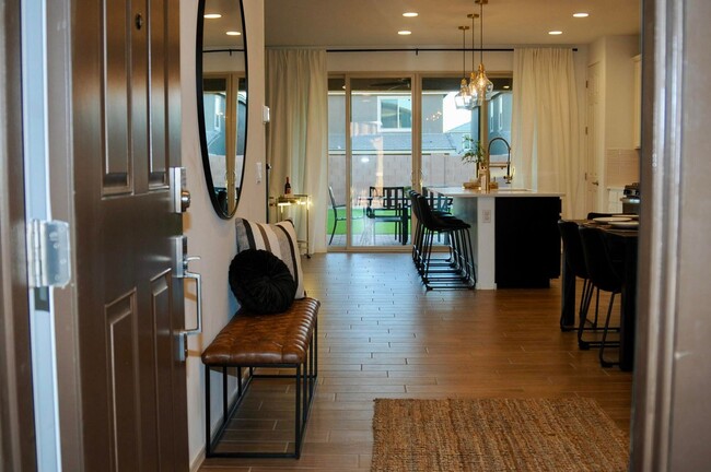 Building Photo - SPACIOUS 4 BEDROOM 3 FULL BATH HOME