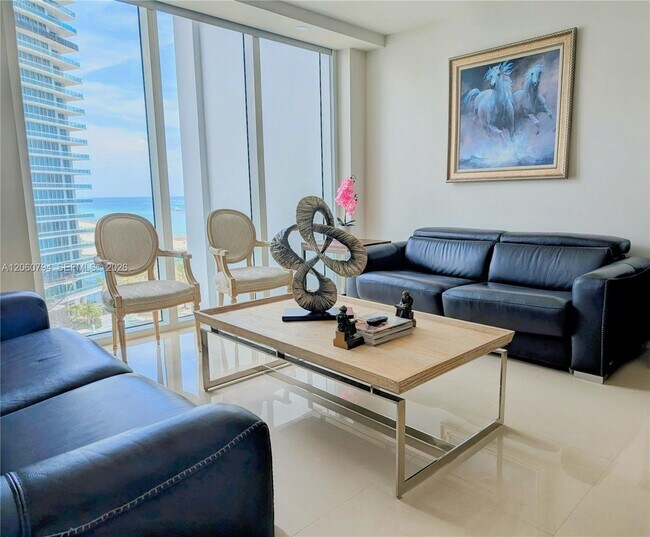 Foto del edificio - 10275 Collins Ave