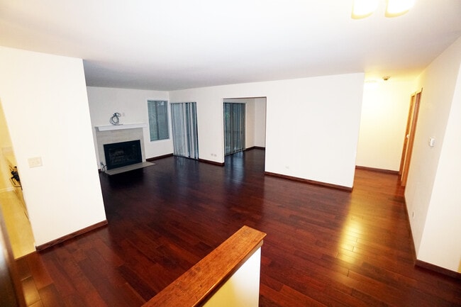 Building Photo - 6237 Trinity Dr