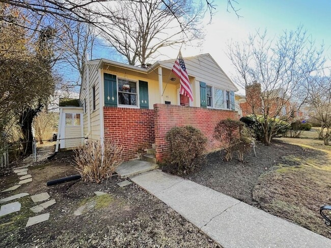 Building Photo - 3 Bed/1 Bath in Woodmoor!