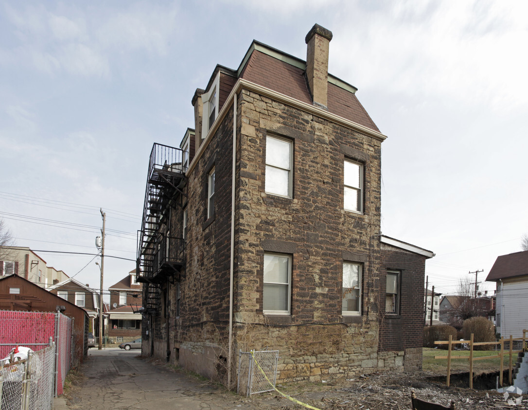 Building Photo - 308 Bessemer Ave