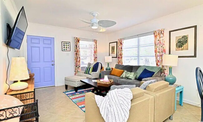 Foto del edificio - 524 Hillside Dr S