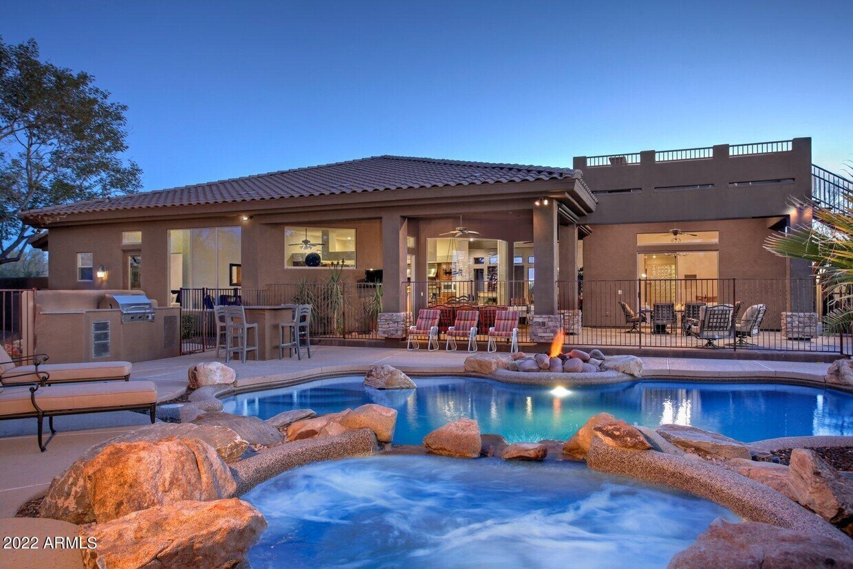 Foto principal - 7480 E Dynamite Blvd