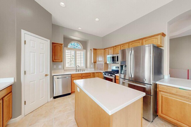 Foto del edificio - 4104 Killington Rd NW