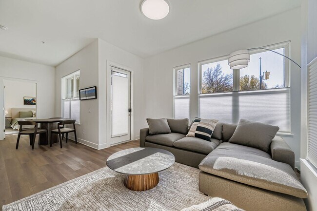 Building Photo - Turnkey 2 BDR Condo in the Heart of Boulder