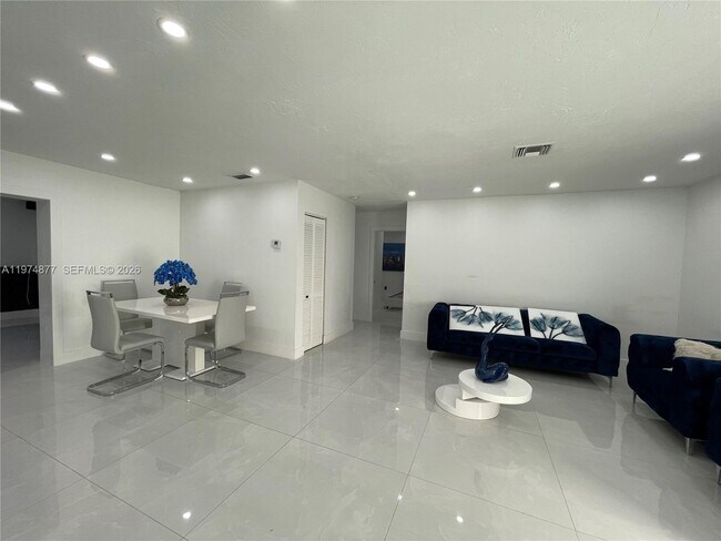 Foto del edificio - 1791 SW 3rd St