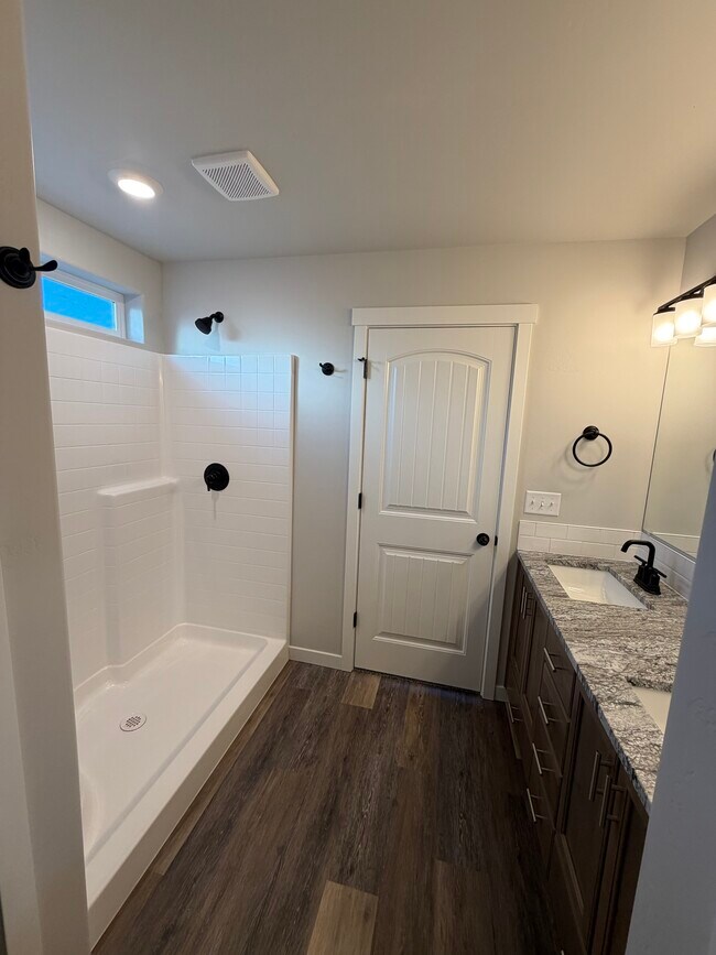 Foto del edificio - 2241 Great Basin Wy