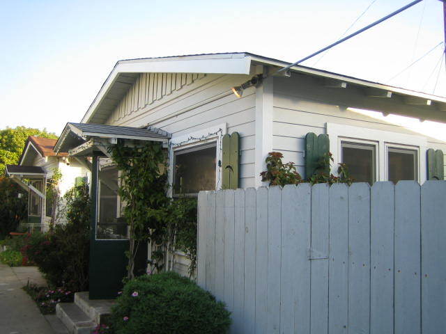 Primary Photo - 215 Pearl St
