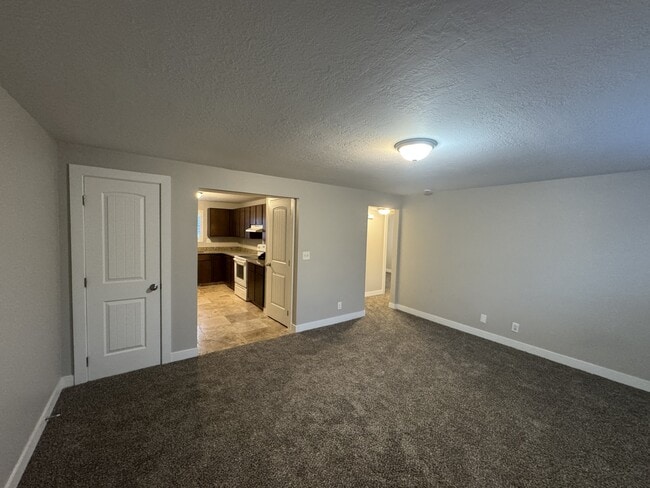 Building Photo - 280 W 700 N