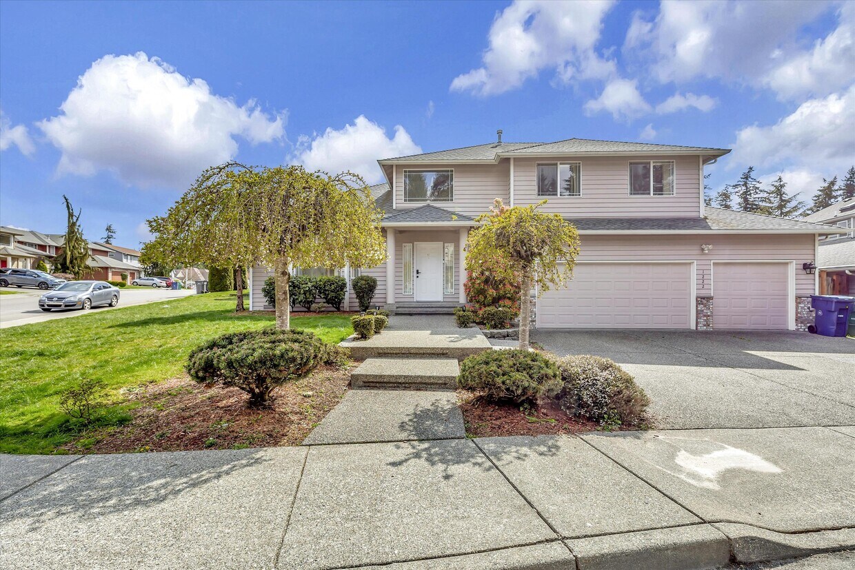 1222 195th St SW, Lynnwood, WA 98036 House Rental in Lynnwood, WA