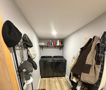 Laundry / Mudroom - 2213 Western Ave