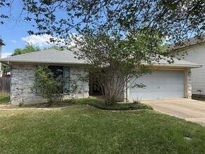 Building Photo - 2110 Nathan Dr