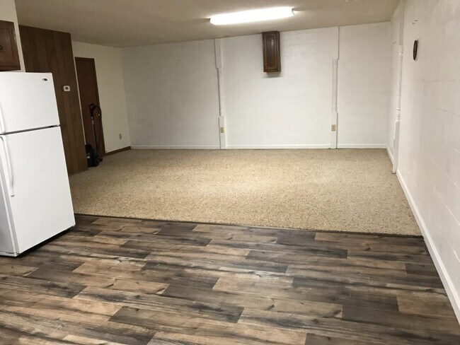 Spacious living room - 5650 Spainhour Mill Rd