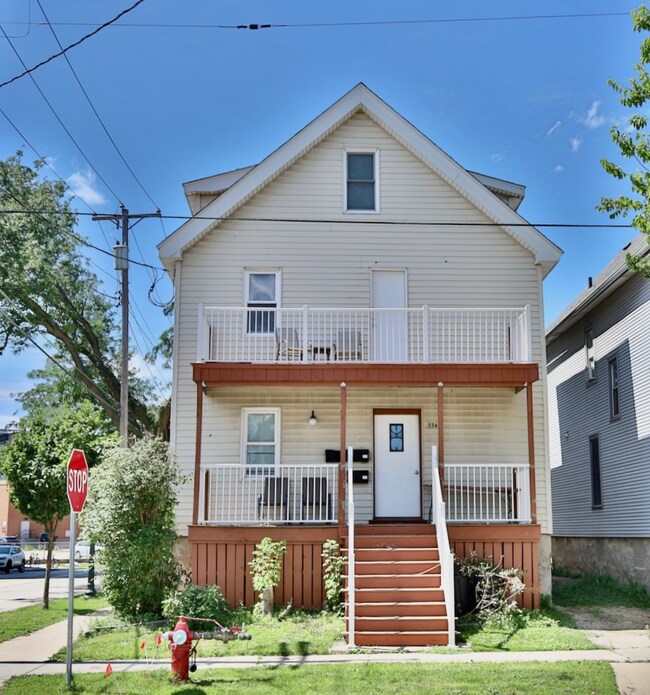 Building Photo - 554 W Mifflin St