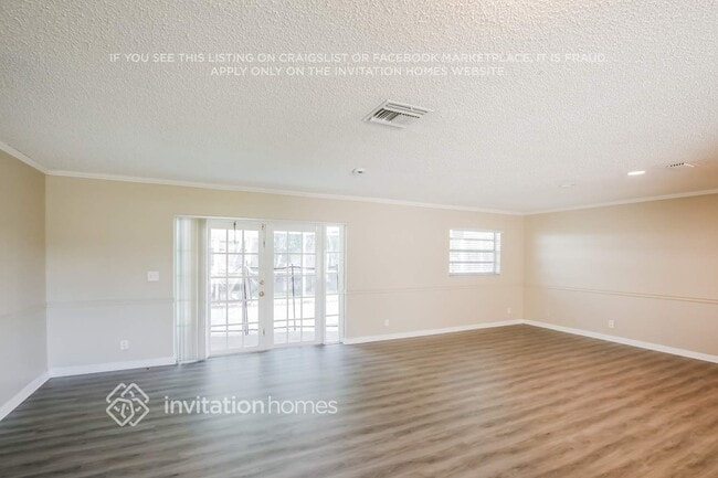 Building Photo - 10966 Winding Creek Way