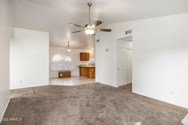 Building Photo - AVAILABLE NOW IN GREAT AVONDALE LOCATION!!!