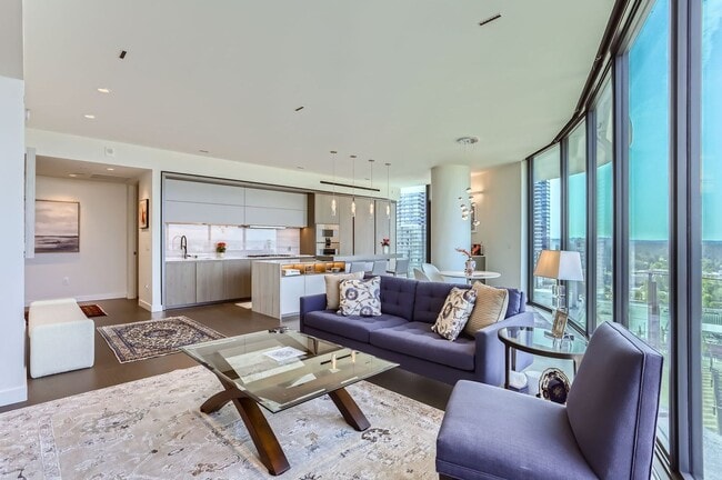Building Photo - Avenue Estates Condominiums ~ Downtown Bel...