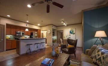 Building Photo - 24333 Cinco Terrace Dr