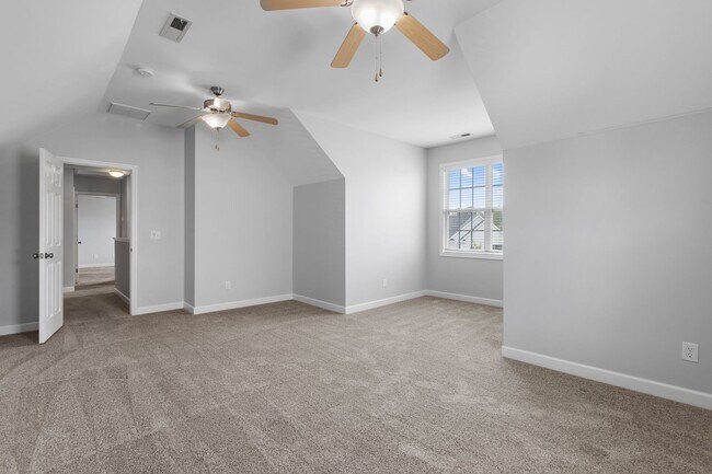 Foto del edificio - 130 Moonstone Ct