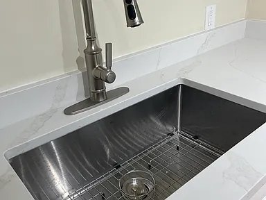 Foto del edificio - 425 Butternut Ct