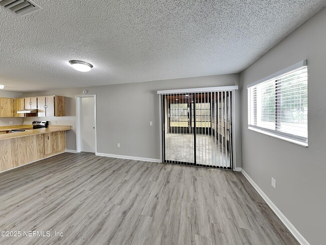 Foto del edificio - 31 Folson Ln