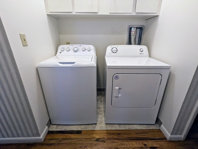 Foto del edificio - 2660 Central Ave