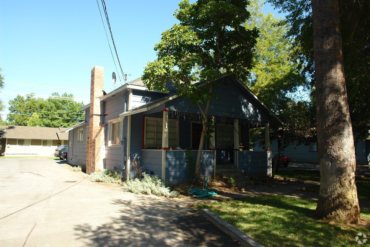 Foto principal - 1163 Olive St