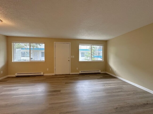 Interior Photo - Tamarack#