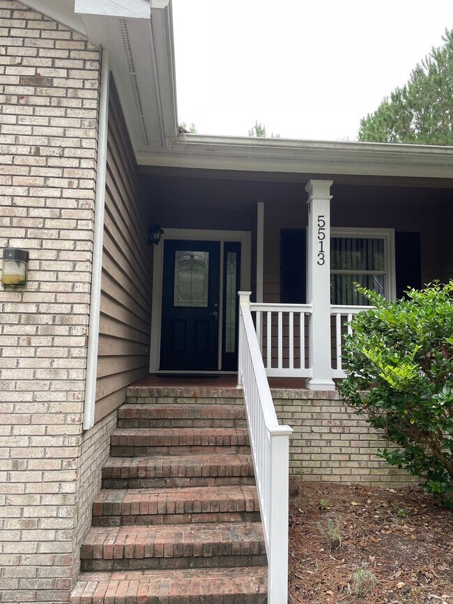 Foto del edificio - 5513 Gondolier Dr