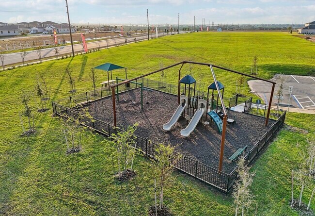 Building Photo - 3255 Carnation Ave