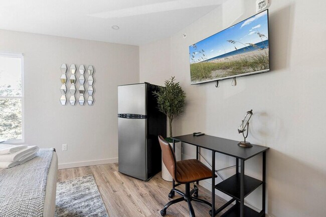 Foto del edificio - 138 Wickham Ave