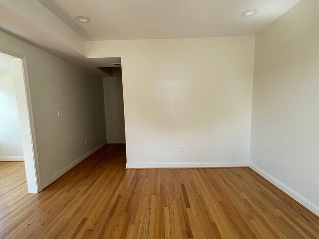 Foto del edificio - 6905 Belair Rd