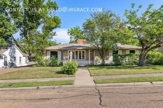 Building Photo - 3832 Huaco Ln