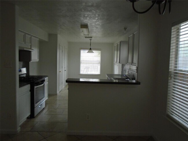 Building Photo - 7134 Sedona Ct
