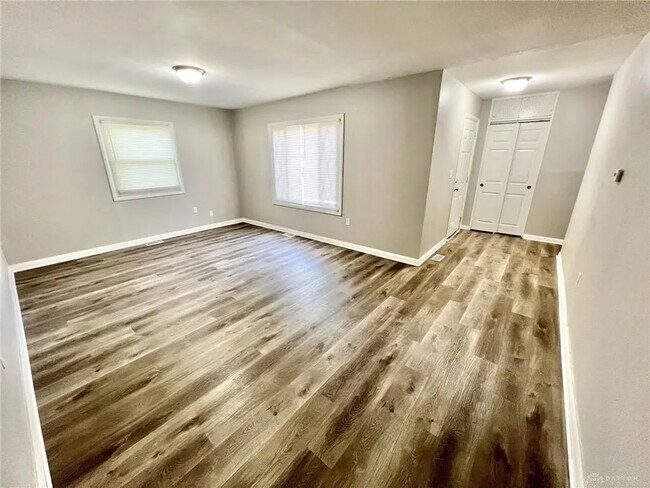 Building Photo - 3844 Lori Sue Ave