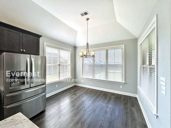 Building Photo - 5363 Kensington Creek Dr
