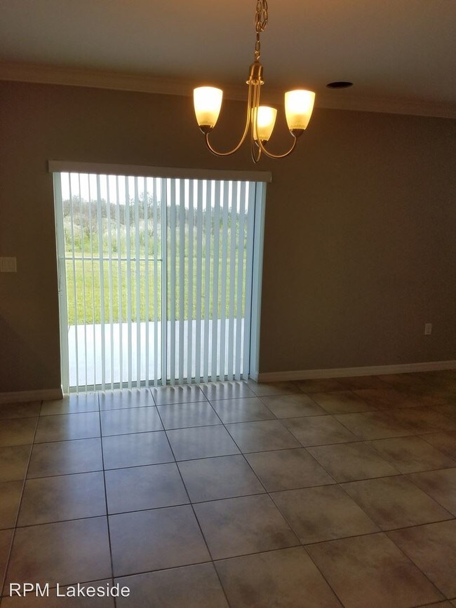 Building Photo - 5 br, 4 bath House - 2114 Forest Lake Ave