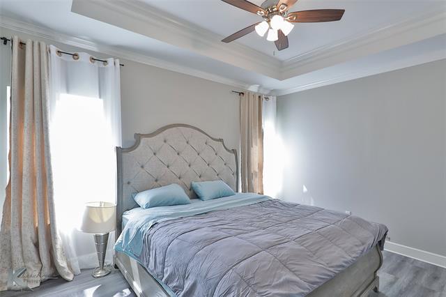 Foto del edificio - 5433 Fallbrook Dr