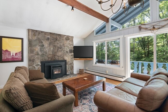 Building Photo - 35 Strattonwald Rd