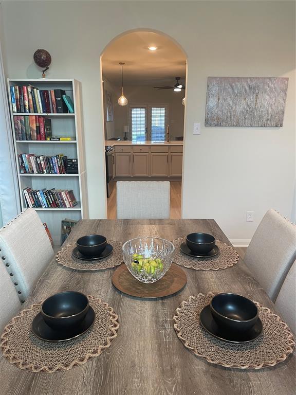 Building Photo - 15258 Snowdrop Field Dr