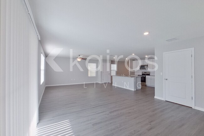 Foto del edificio - 8696 SW 44th Ct