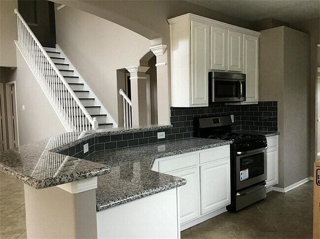 Foto del edificio - 22931 Palm Trail Dr