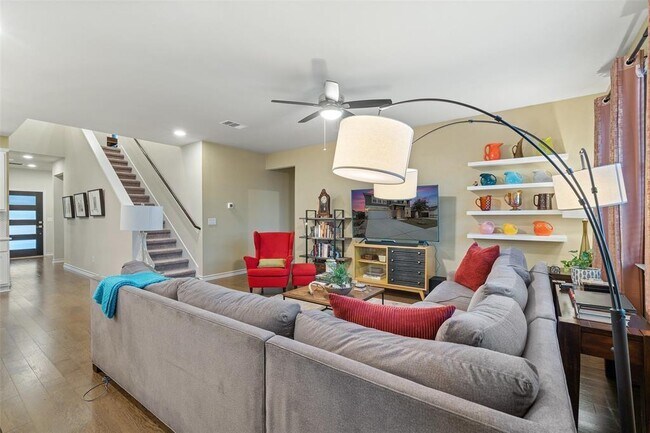 Foto del edificio - 1309 Itzel Bnd